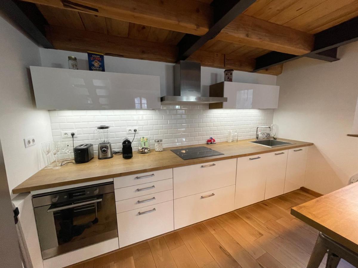 Duplex Avec Vue Sur Les Arenes Apartment Arles Exterior foto