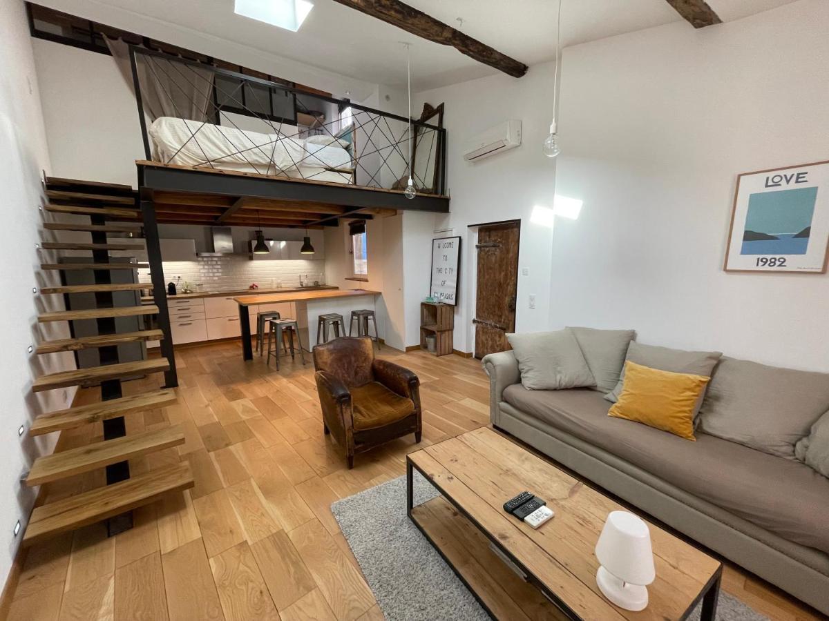 Duplex Avec Vue Sur Les Arenes Apartment Arles Exterior foto